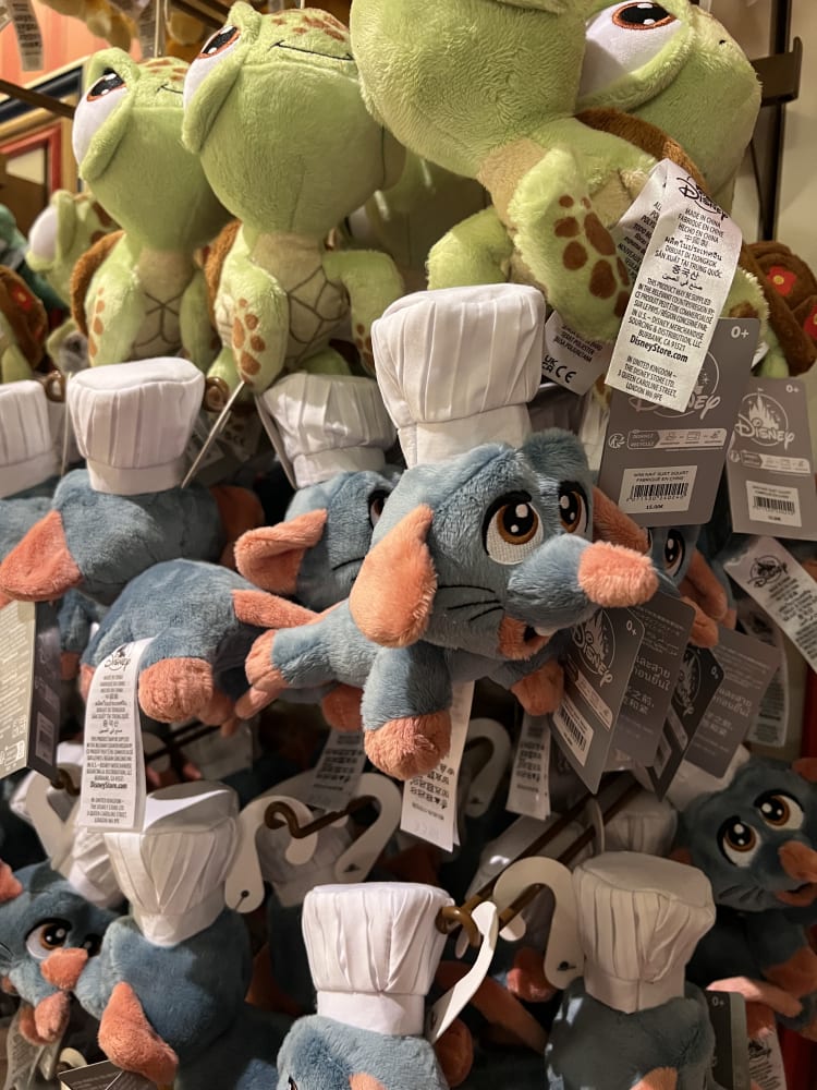 Disneyland Paris Cute Mini Plushies Remy view 2