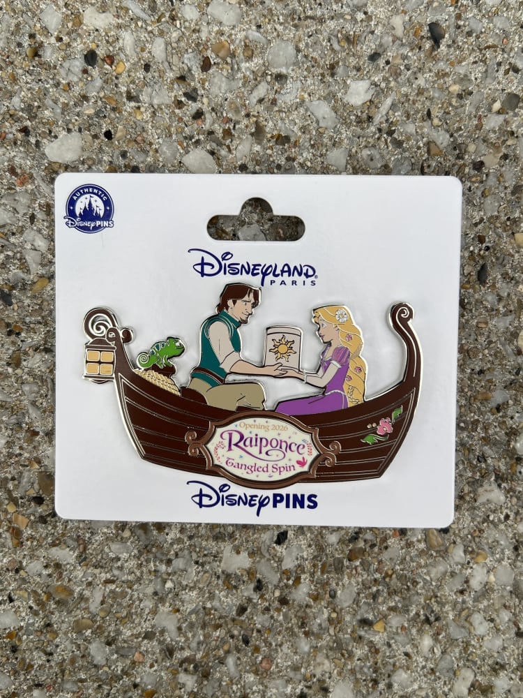 Disneyland Paris Raiponce Rapunzel Flynn Tangled Spin Boat Ride Pin view 1