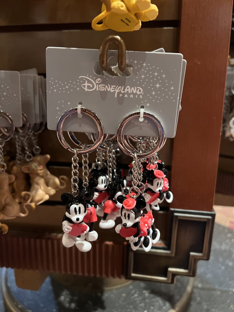 Disneyland Paris Mickey and Minnie Keyring Set view 1