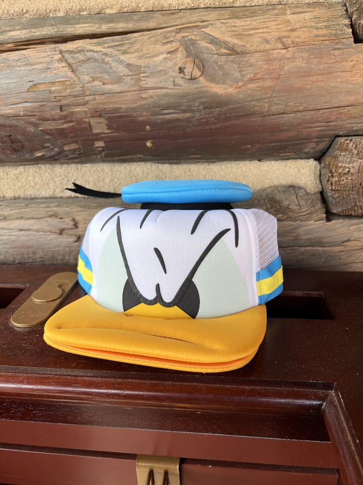 Disneyland Paris 3D Foam Character Cap Donald Duck view 1