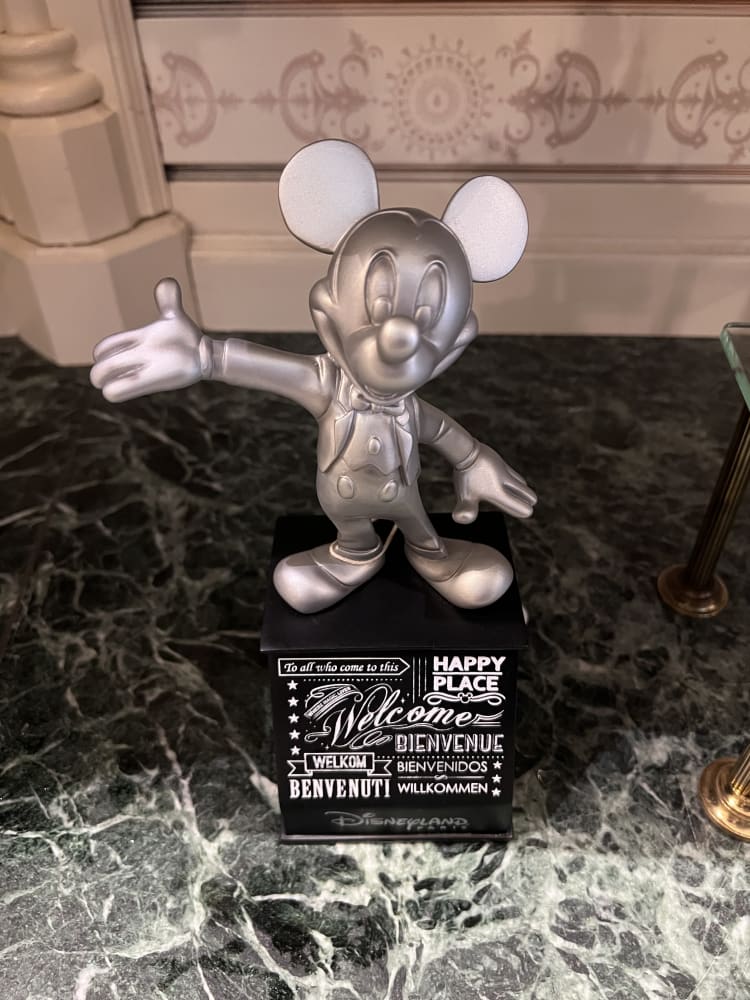 Disneyland Paris Silver Mickey Mouse Welcome Statue view 2