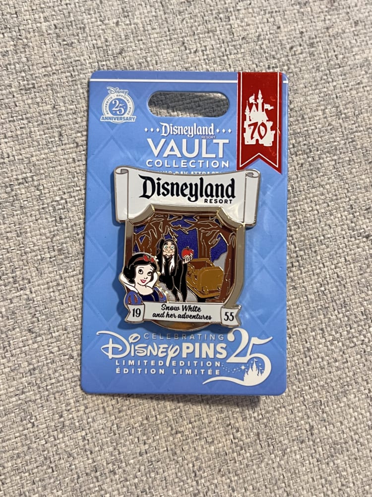 Disneyland Resort Limited Edition Vault Collection Snow White and the Seven Dwarfs Pin view 1