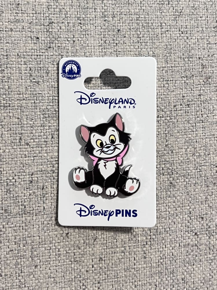 Disneyland Paris Ribbons and Bows Figaro Pin view 1