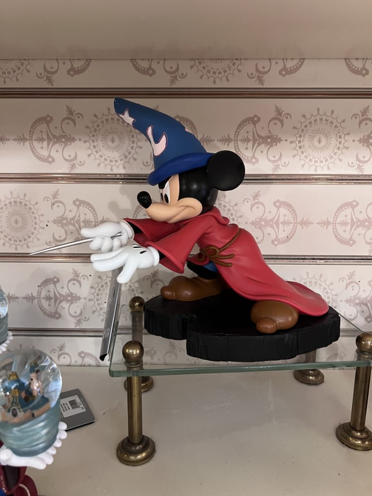 Disneyland Paris Fantasia Sorcerer Mickey Figurine view 2