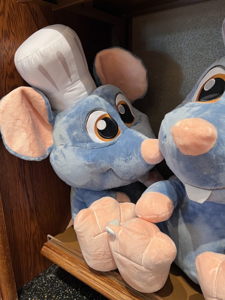 Disneyland Paris Jumbo Ratatouille Remy Plush view 2
