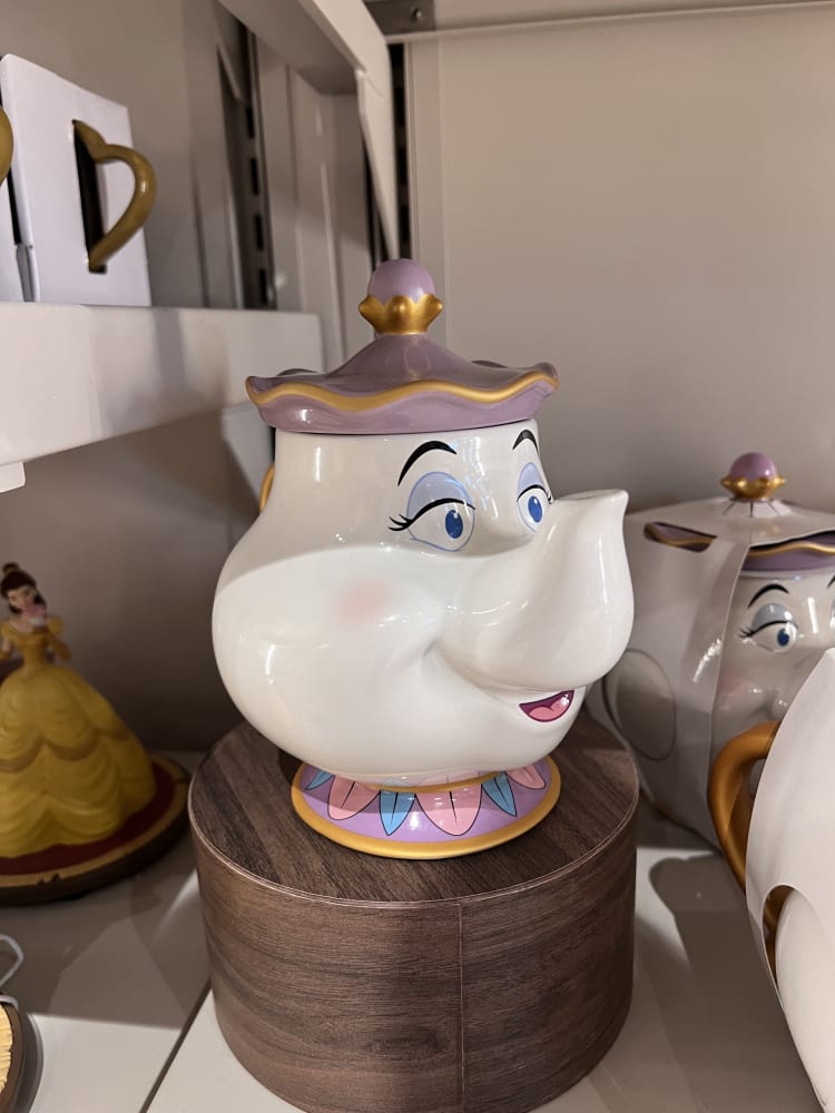 Disneyland Paris Mrs Potts Mini Teapot