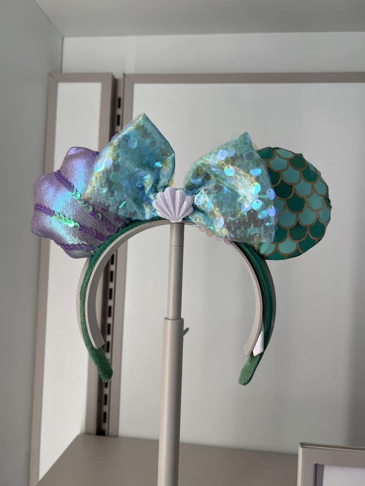 Disneyland Paris Little Mermaid Ariel Sequin Seashell Minnie Ears view 1