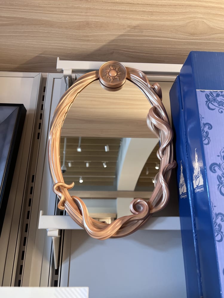 Disneyland Paris Hotel Tangled Rapunzel Mirror view 1