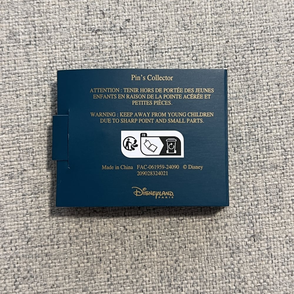 Disneyland Paris Limited Edition Walt's Restaurant Pin view 4