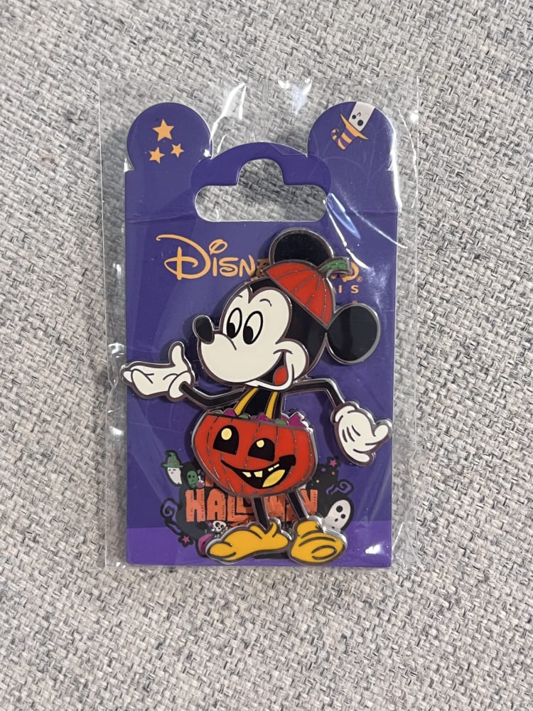 Disneyland Paris Halloween Mickey Pumpkin Pin view 1