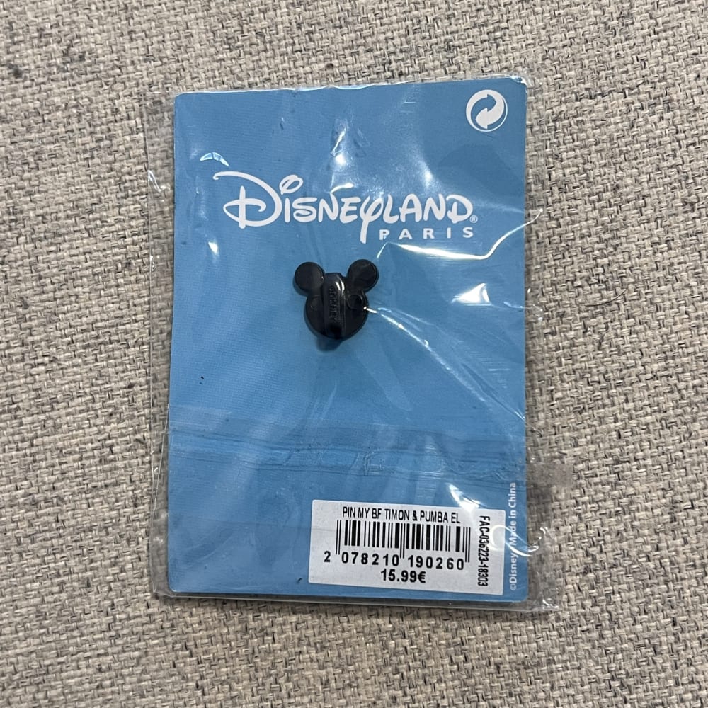 Disneyland Paris World's Best Friend Lion King Pin view 2