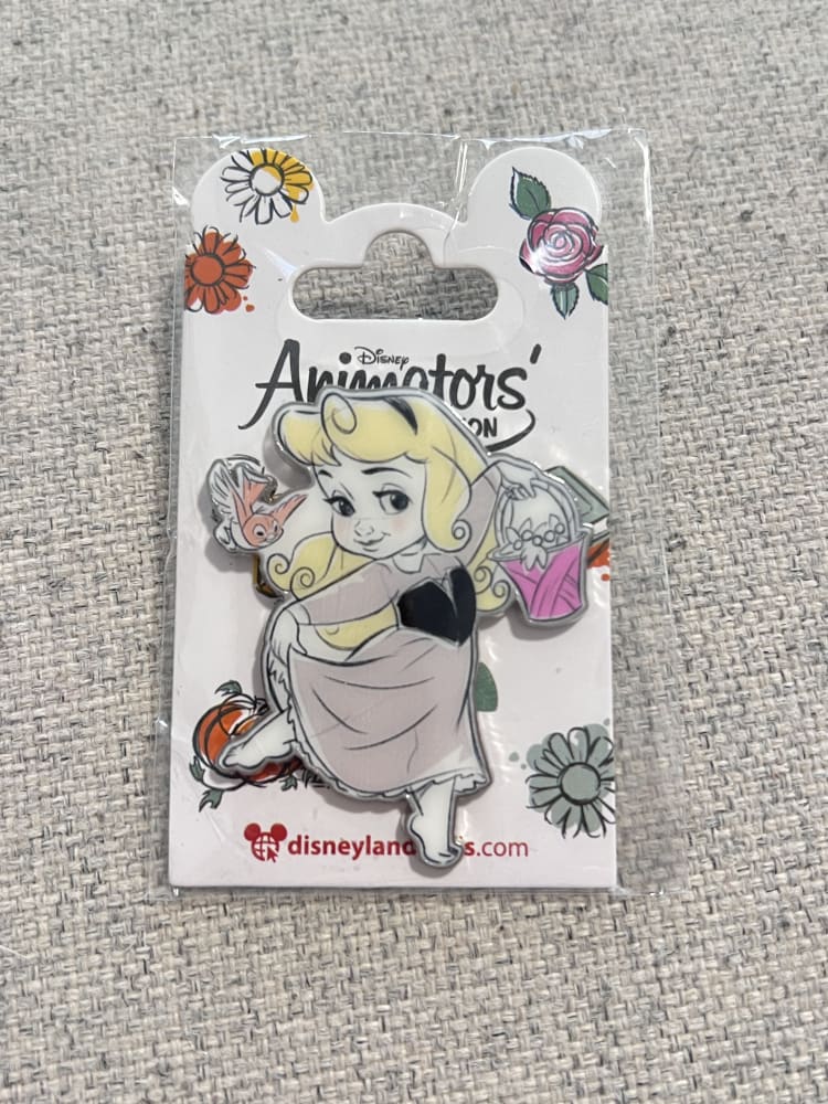 Disneyland Paris Animator Collection Princess Aurora Basket Pin view 1