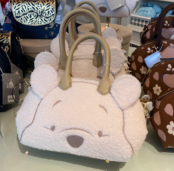 Disneyland Paris Cream Sherpa Winnie the Pooh Handbag view 1