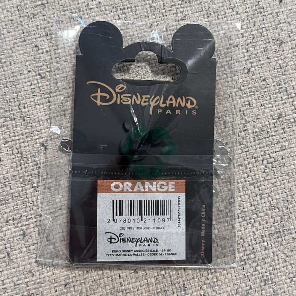 Disneyland Paris Pirate Stitch Pin view 2